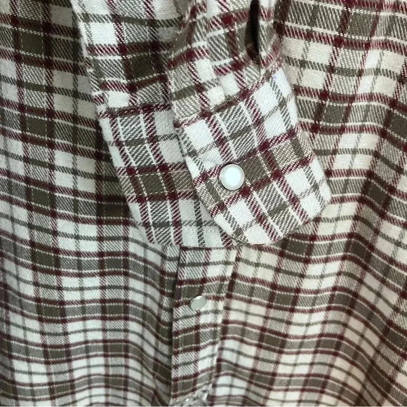 VTG Brown Plaid Men’s M Flannel Shirt Pearl Snap Western Yellowstone Gorpcore - Picture 5 of 6